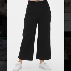 Wide Leg crop pants